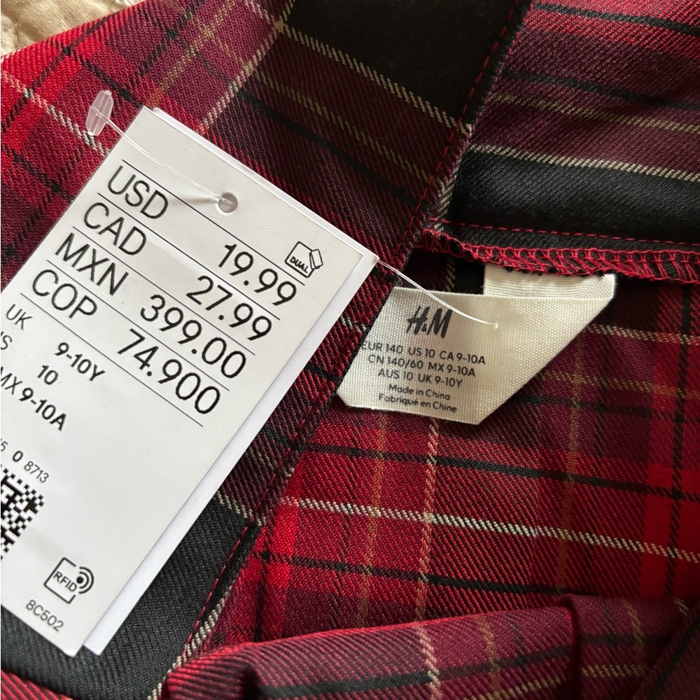 NWT H&M Girls Red & Black Plaid Mini Skirt Sz 10 - Picture 3 of 4
